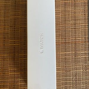 APPLE iWatch series 5 40mm Gold Aluminum Case Empty Box